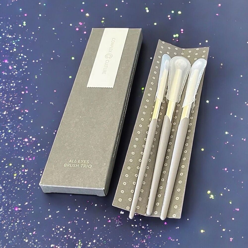 Complex Culture All Eyes Brush Trio EyeShadow Brush Set Of 3 Brushes RV $40 NIB